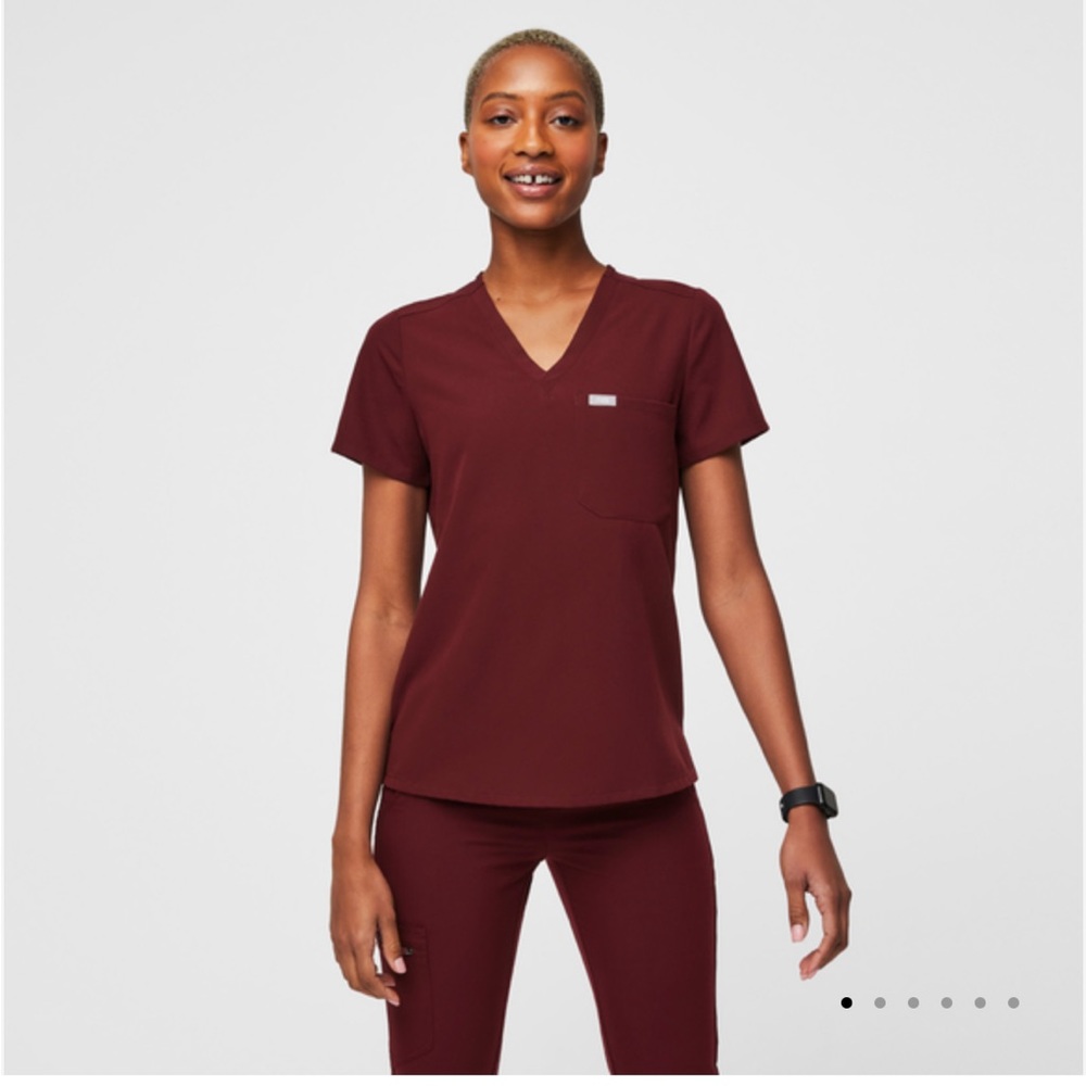Figs Burgundy Set